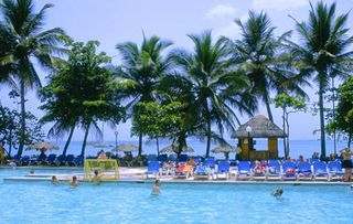 Hotel Allegro Playa Dorada Pool 1